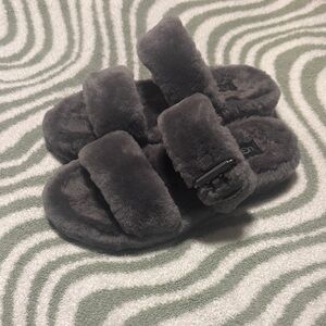 UGG Fuzz Yeah Women’s Sheepskin Slippers Slide Sandals Charcoal Gray Size 9 Rare